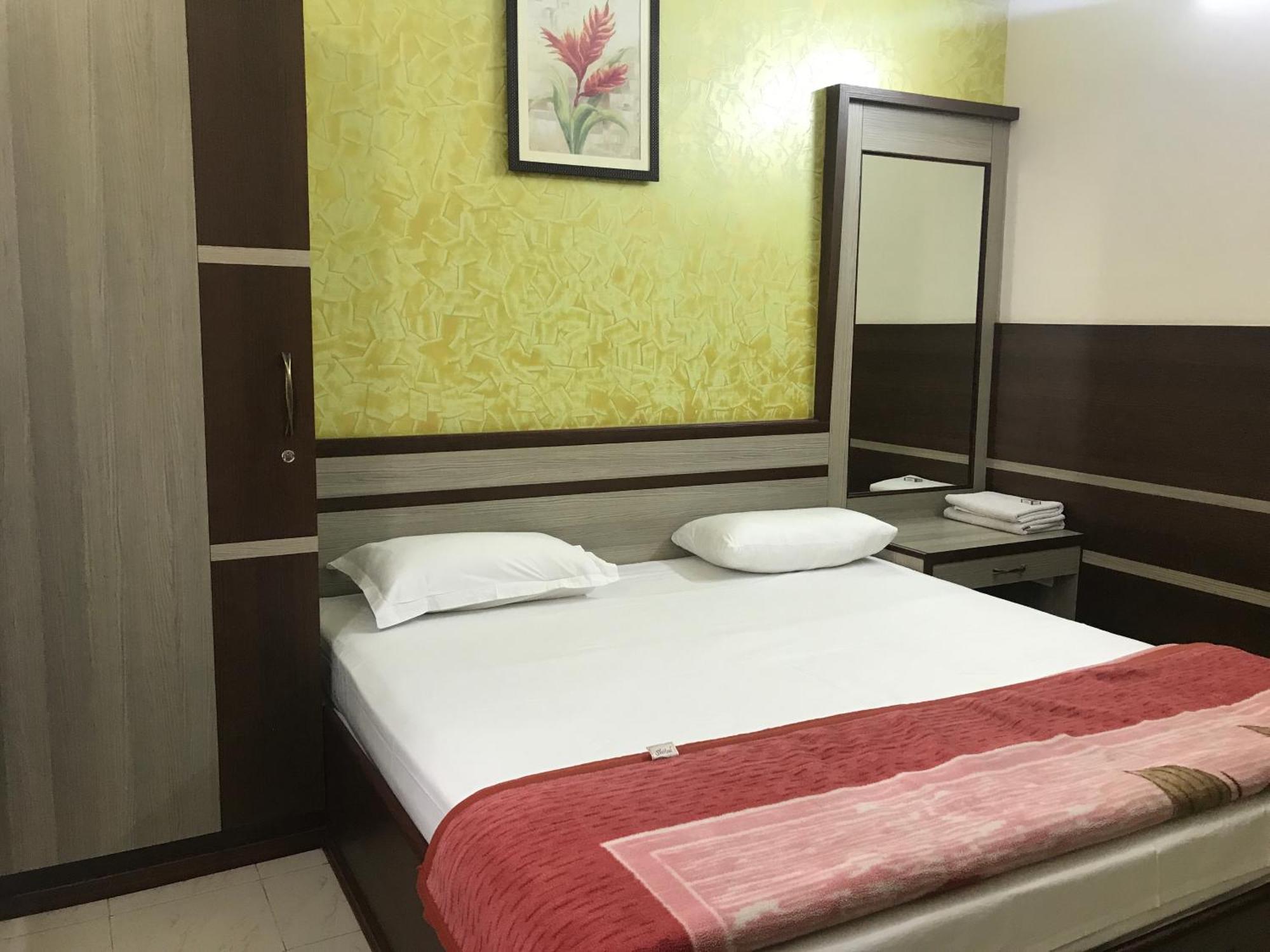 Serenity Manor กูนูร์ ภายนอก รูปภาพ