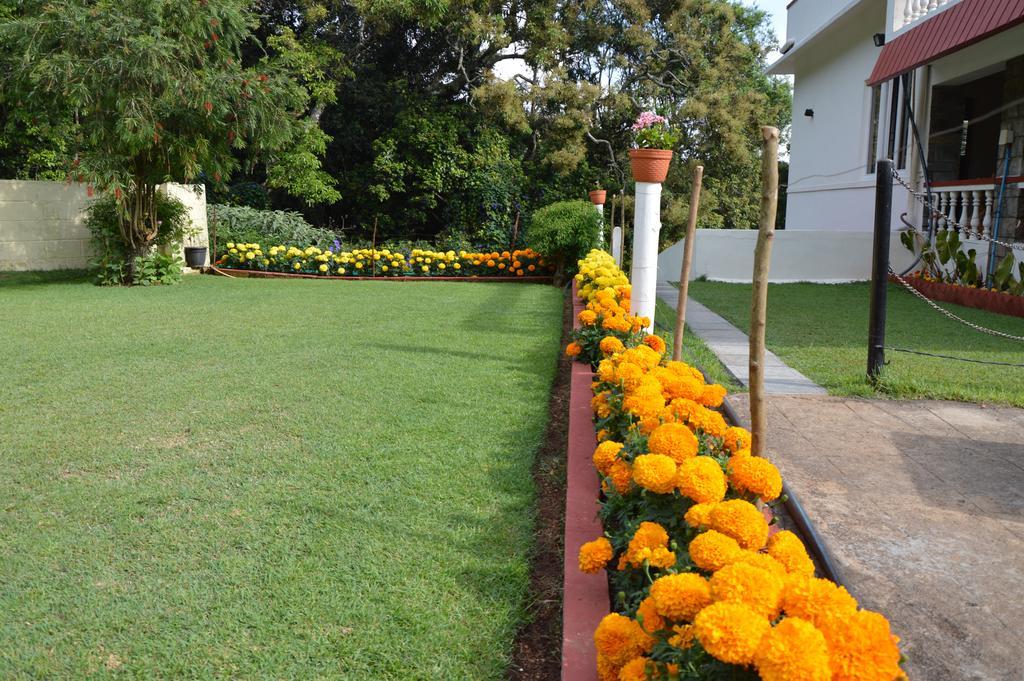 Serenity Manor กูนูร์ ภายนอก รูปภาพ