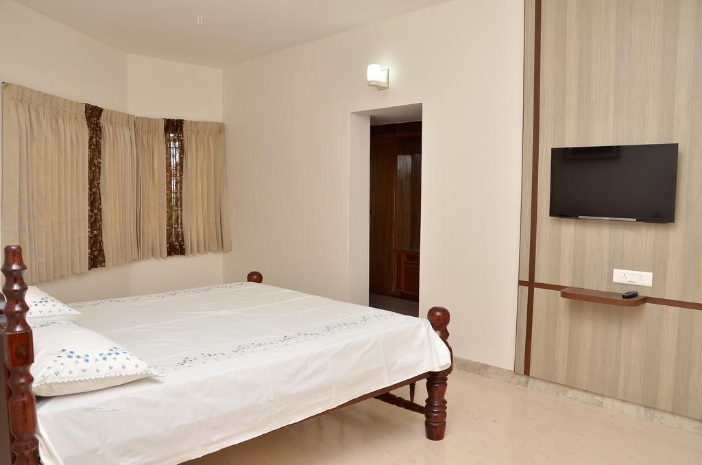 Serenity Manor กูนูร์ ภายนอก รูปภาพ