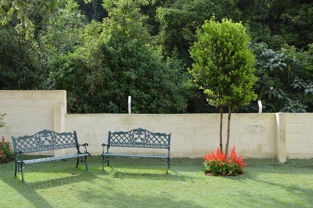 Serenity Manor กูนูร์ ภายนอก รูปภาพ