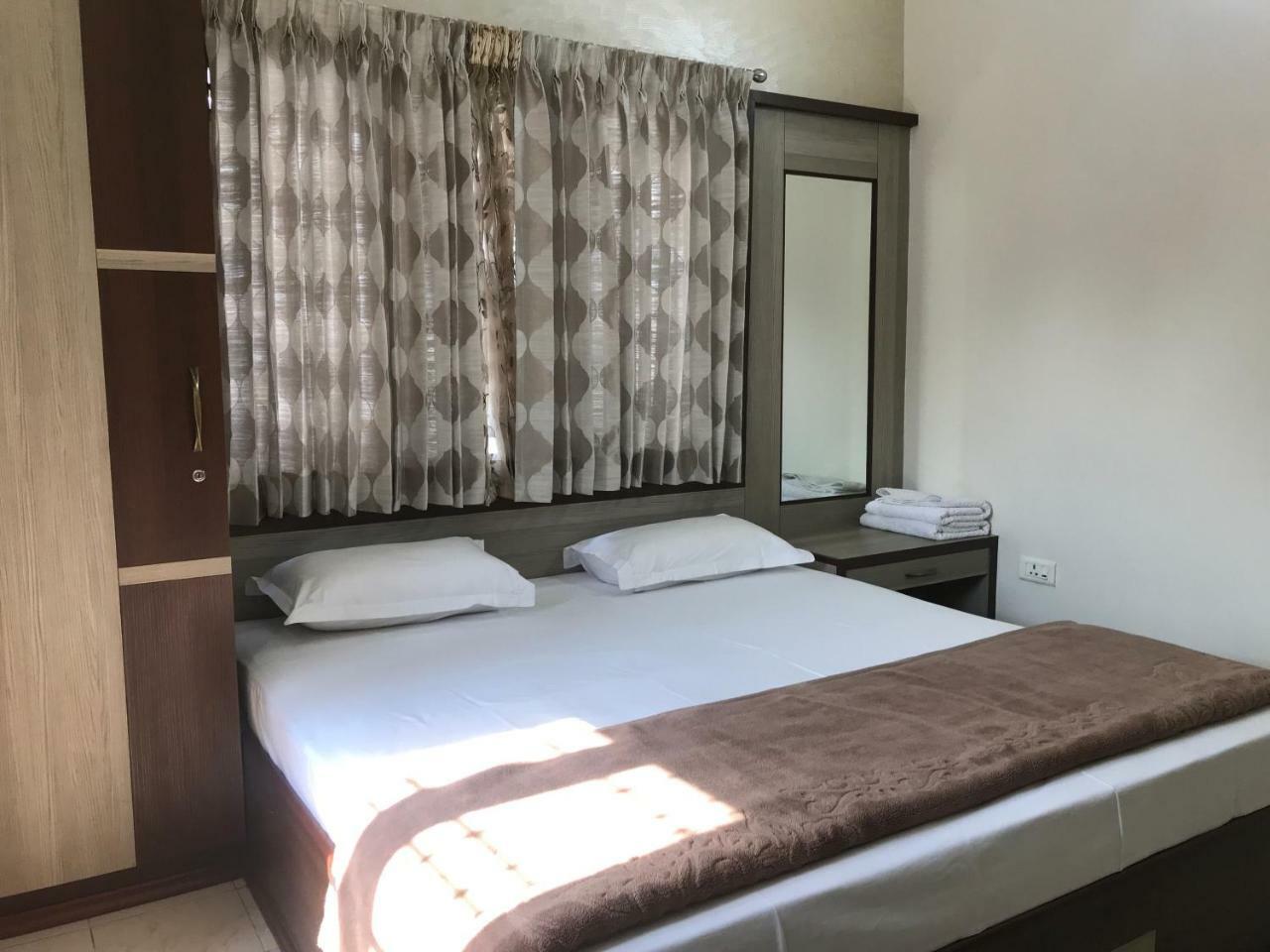 Serenity Manor กูนูร์ ภายนอก รูปภาพ